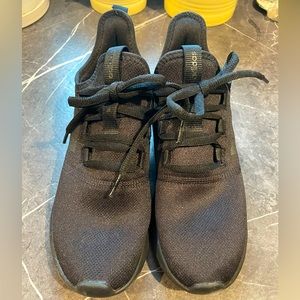 Women’s Adidas Cloudfoam Size 8.5